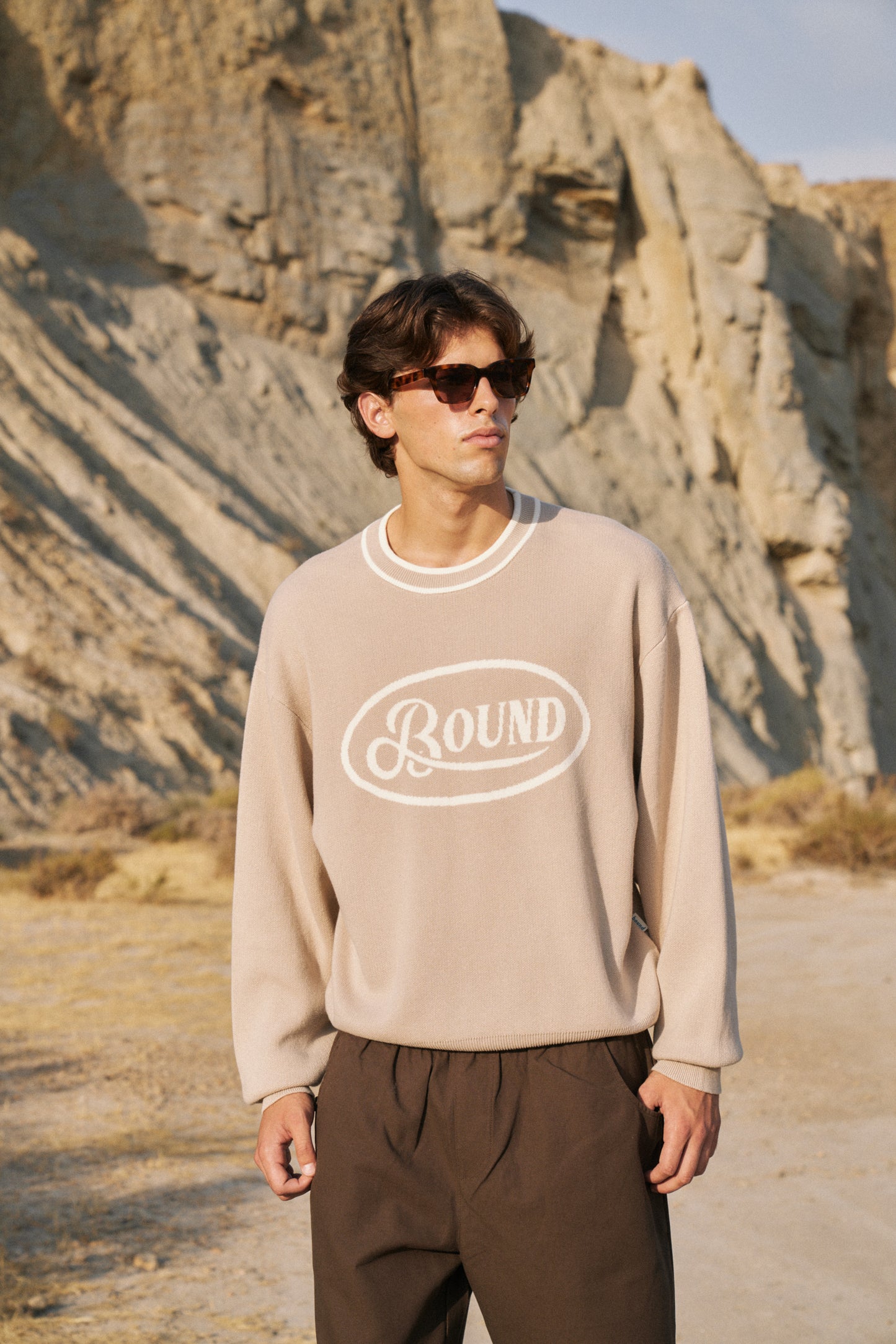 RETRO DISC KNIT SWEATER - BEIGE