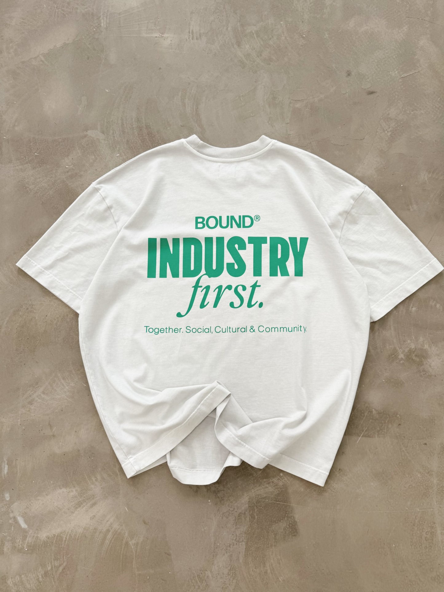 INDUSTRY FIRST TEE - WASHED LIGHT GREY