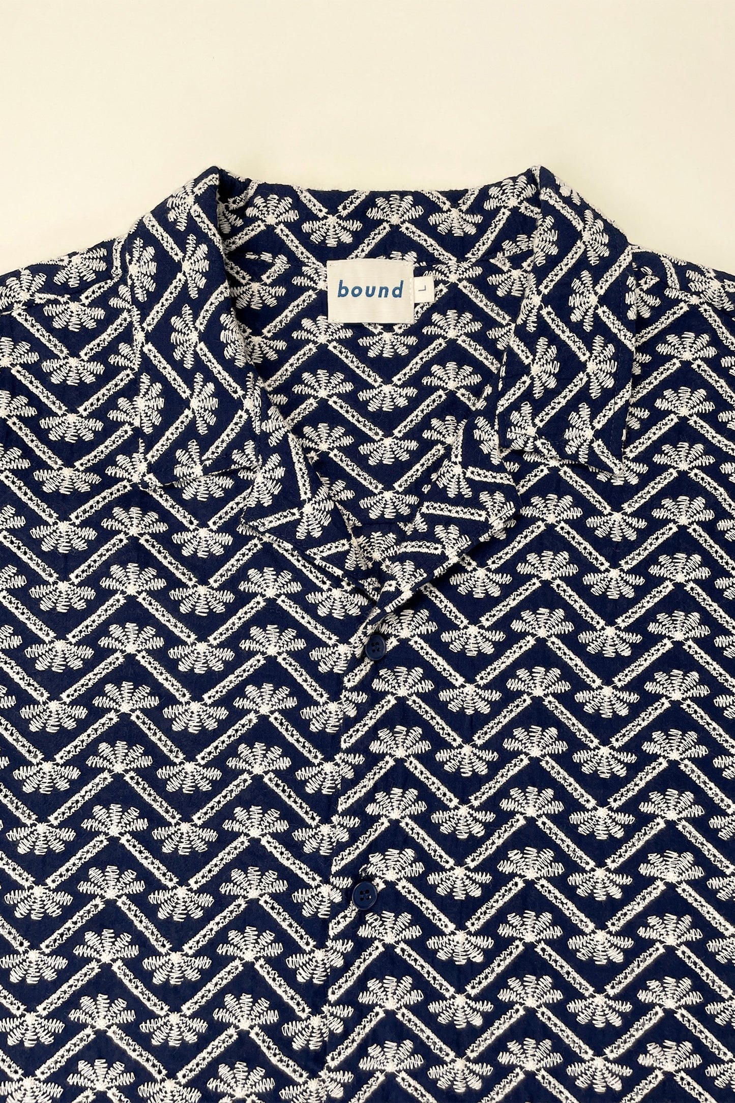 FLORAL EMBROIDERED CUBAN SS SHIRT - NAVY