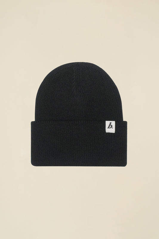 OVERSIZED RECYCLED CUFFED LABEL BEANIE - BLACK