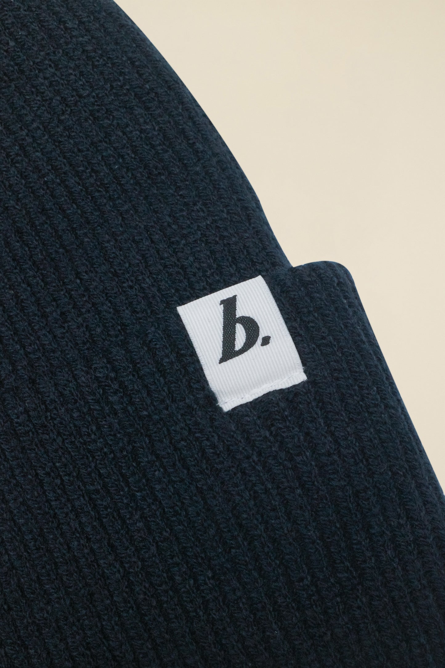 OVERSIZED RECYCLED CUFFED LABEL BEANIE - FRENCH NAVY