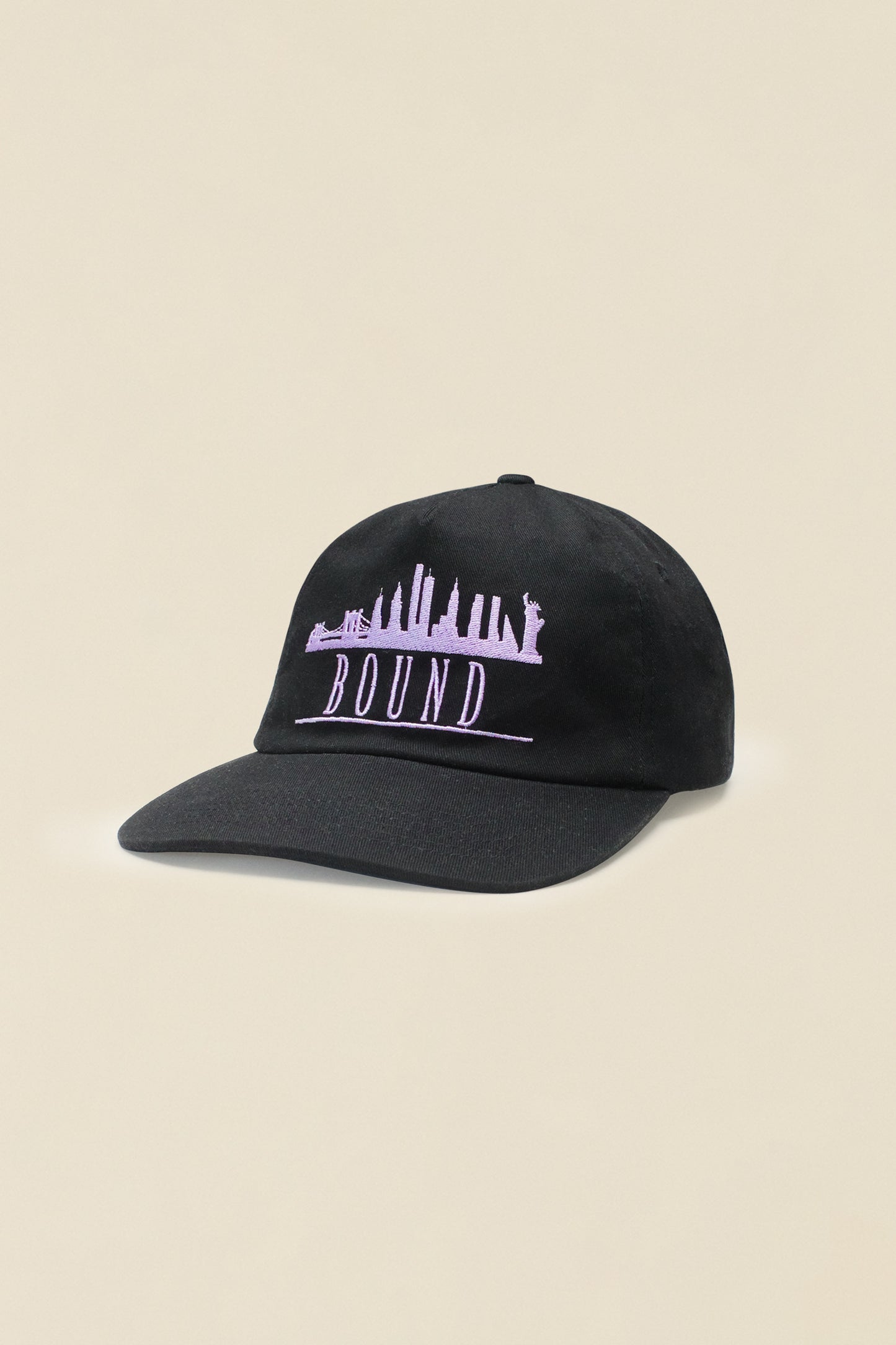 NYC EMBROIDERED 6 PANEL CAP - BLACK