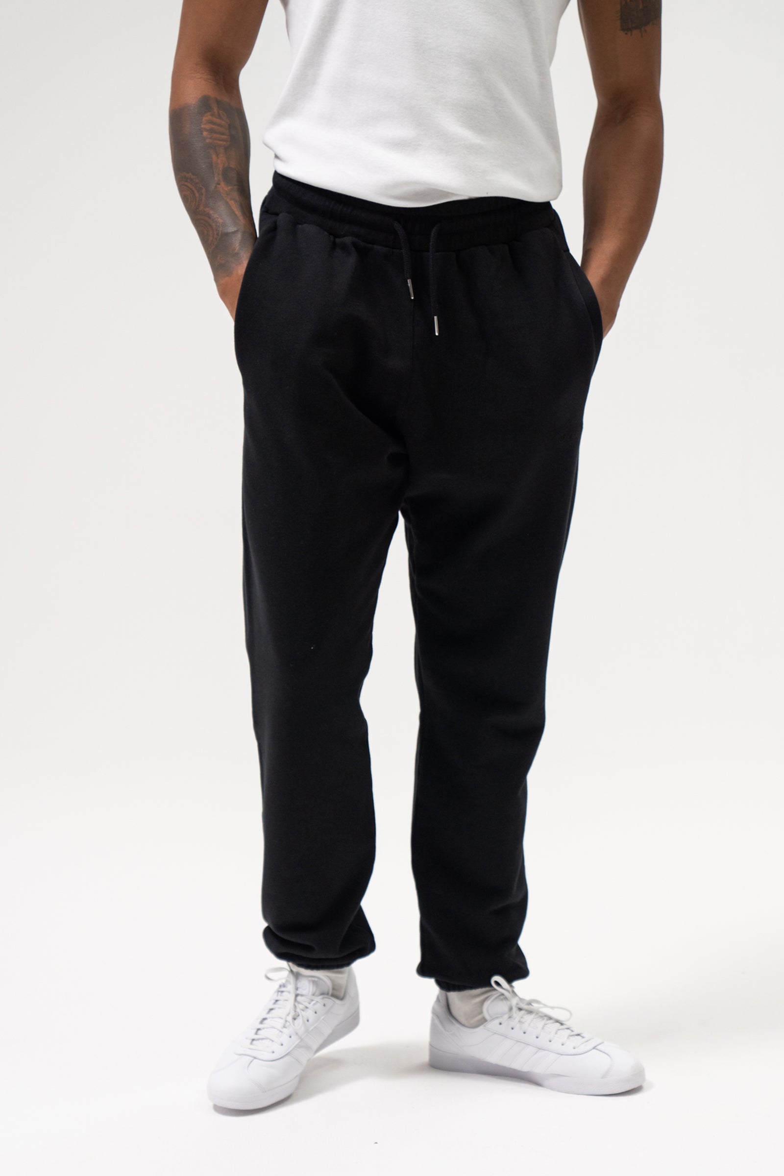 SUSTAIN BLACK HOODIE JOGGERS SET bound