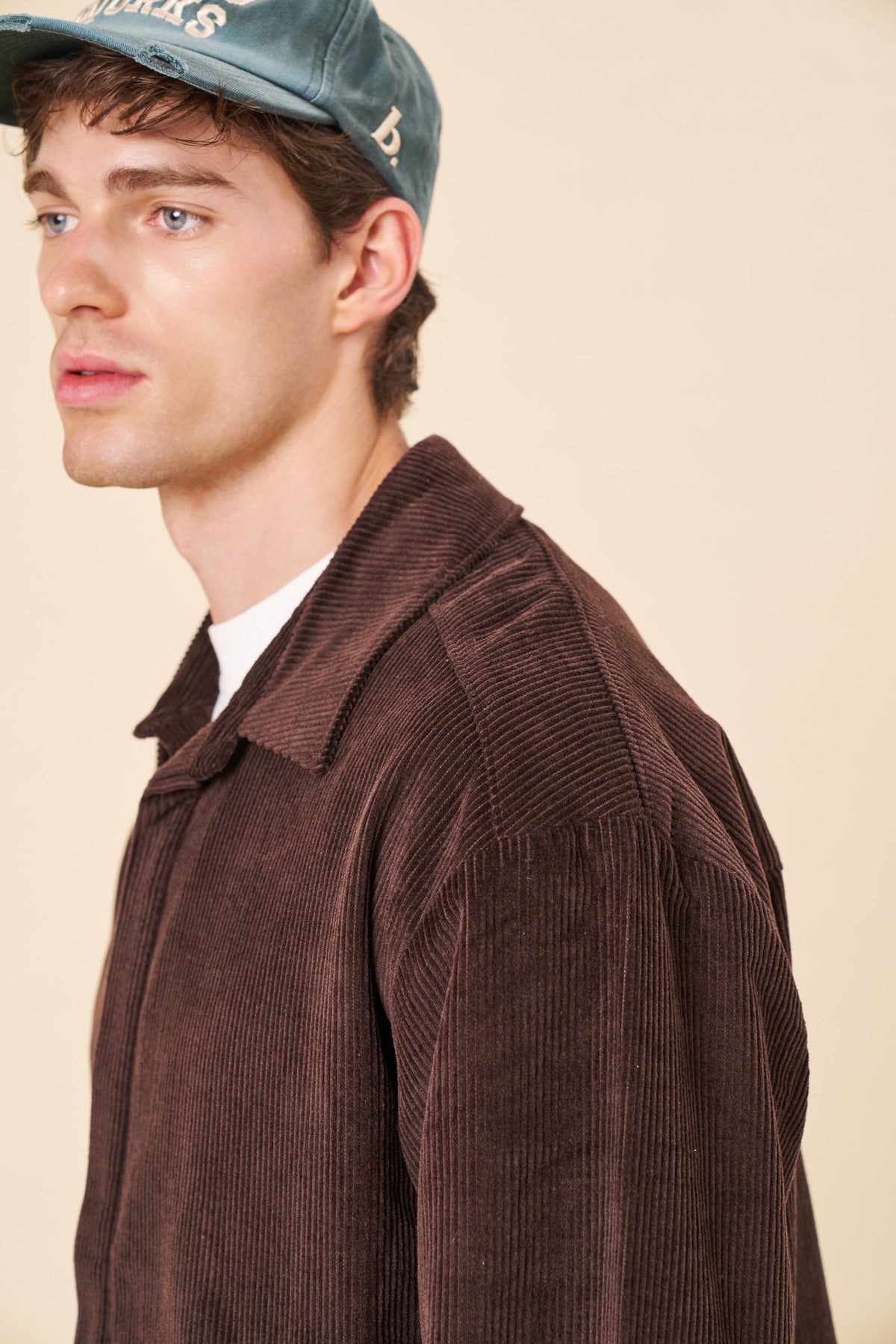 BUTTON UP COTTON CORD SHIRT - BROWN