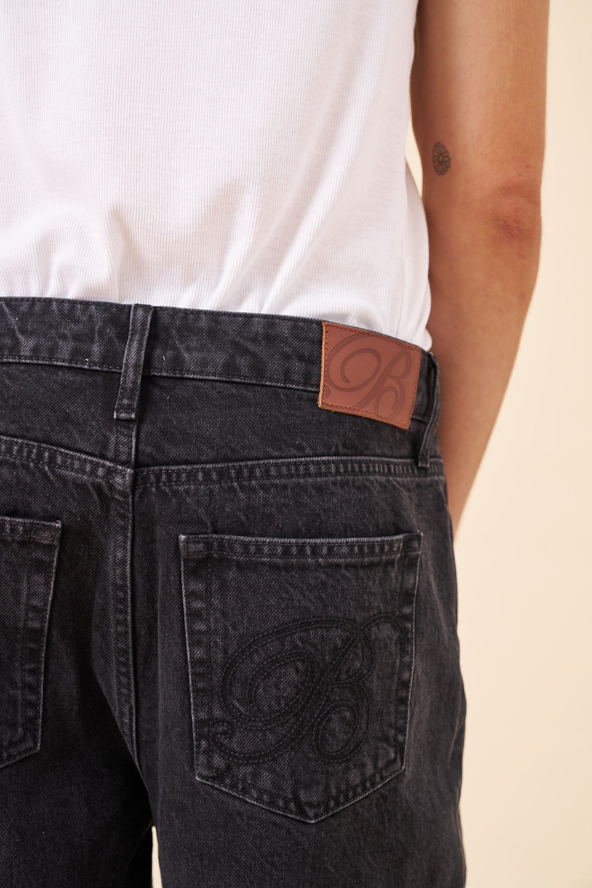 SIGNATURE UNION DENIM JEAN - WASHED BLACK