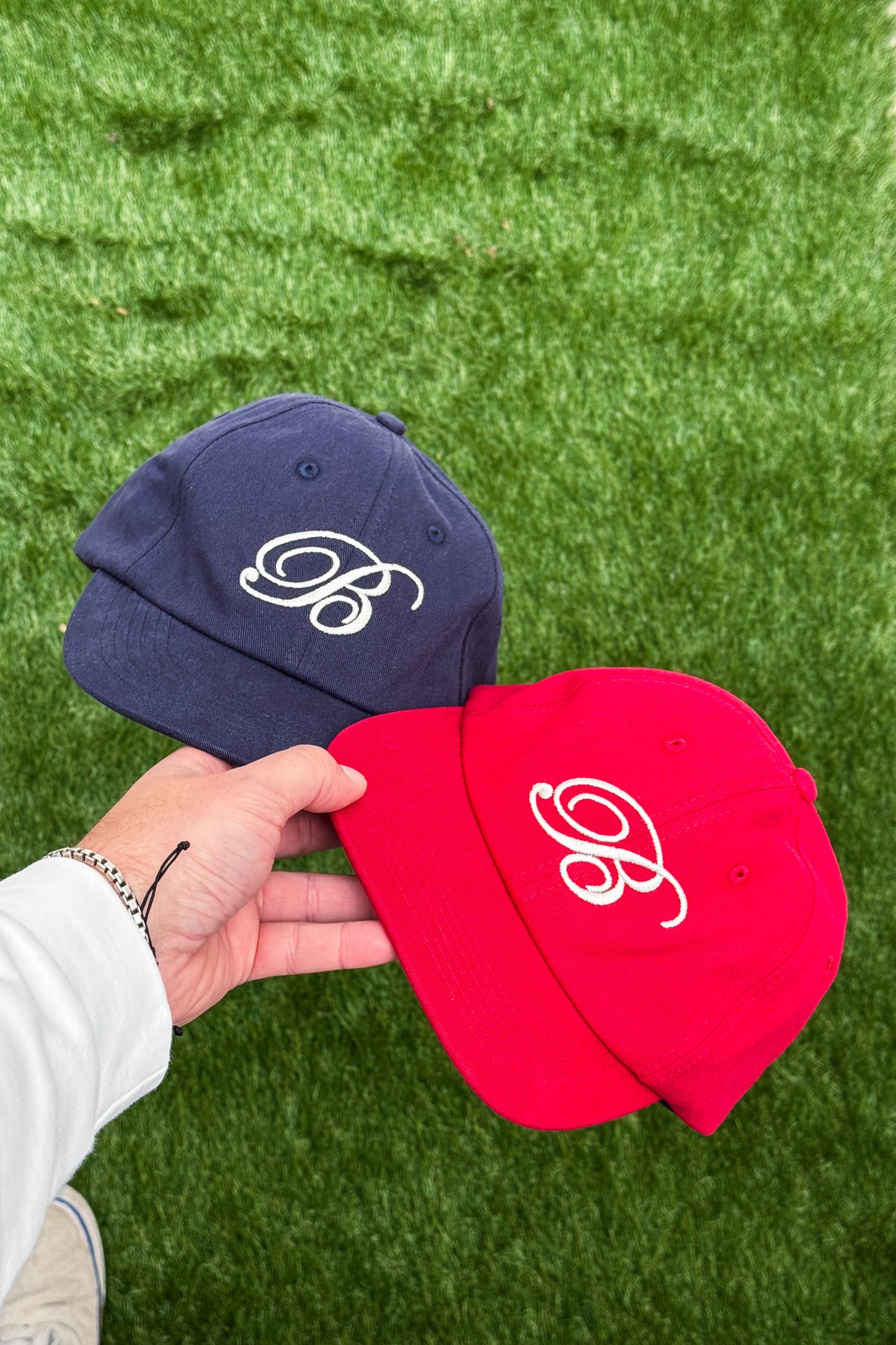 SCRIPT EMBROIDERED 6 PANEL CAP - NAVY