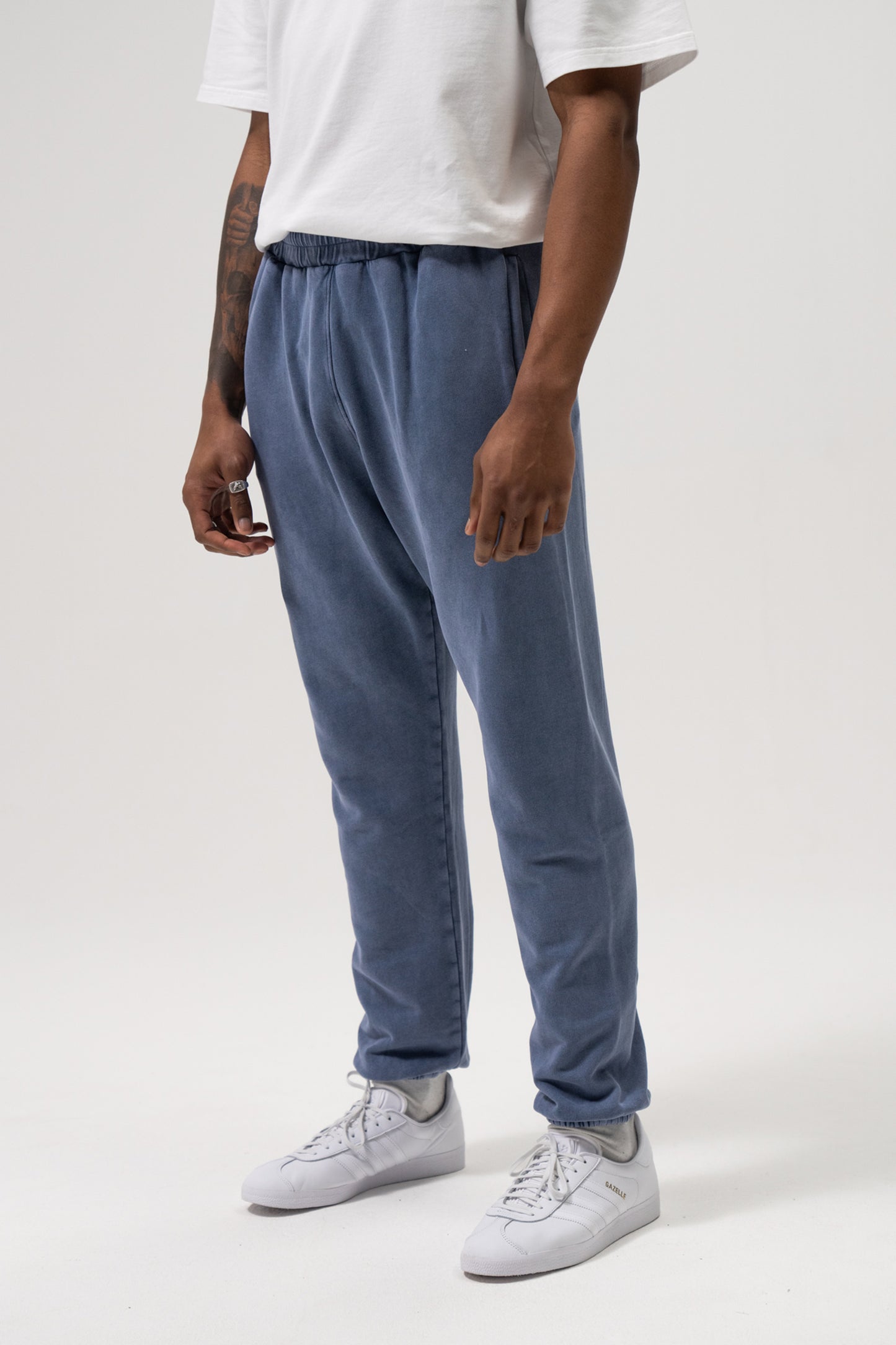 SUSTAIN WASHED BLUE JOGGERS