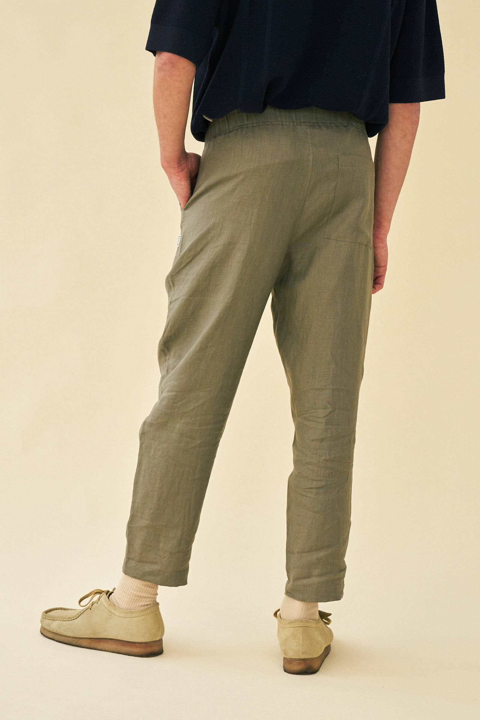 Khaki linen hot sale trousers mens